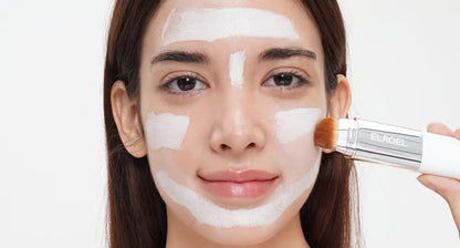 COMPRA 1 Y LLÉVATE 1 GRATIS 💥⏰💕🌟Barra de crema V Blanca Barra de Maquillaje Coreana que Cambia de Color